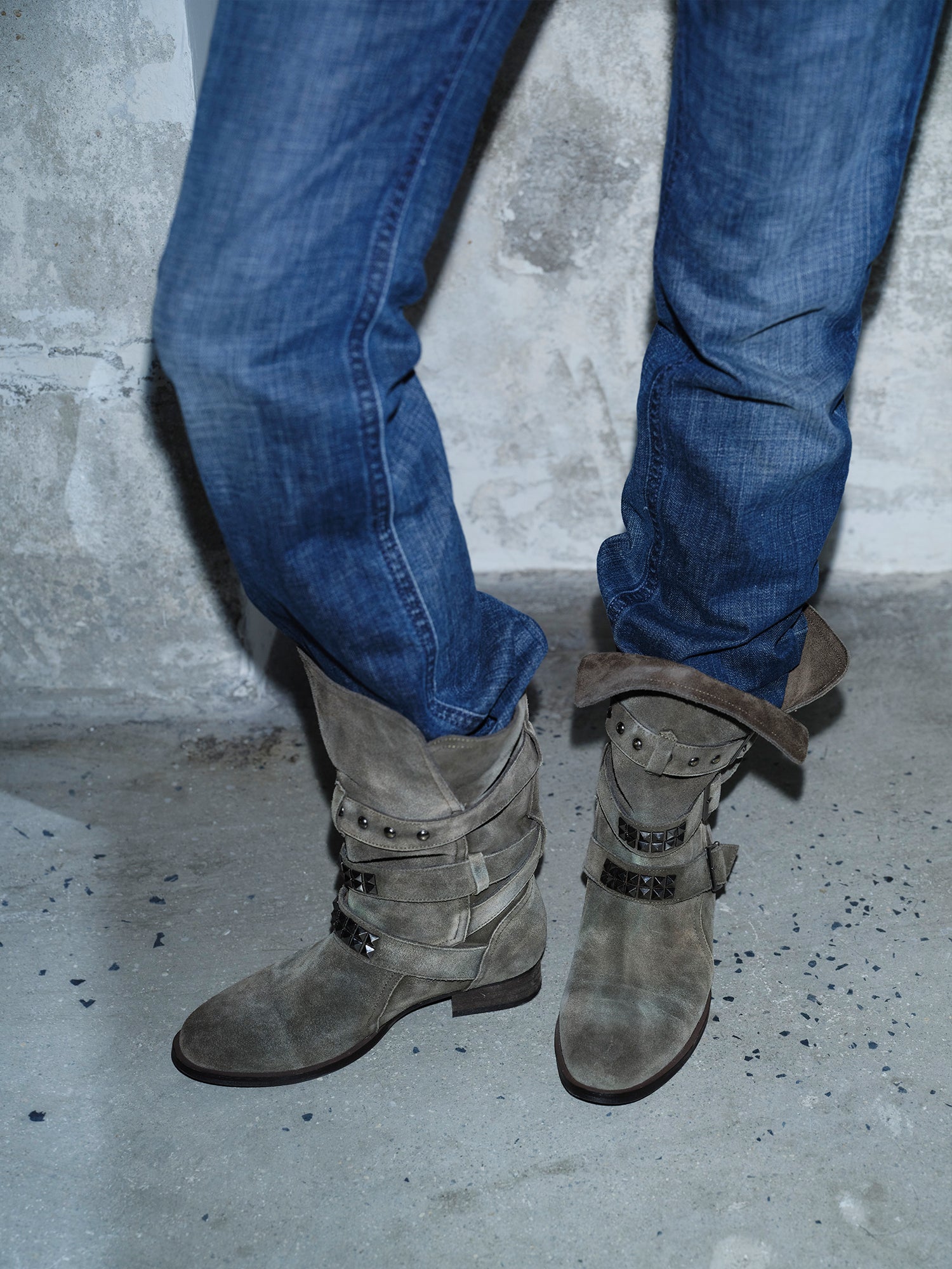 MOOREYU ATELIER Vintage Distressed Suede Slouch Mid Calf Boots | 3cm Block Heel Rivet Buckle Slip-On Women Moto Boots