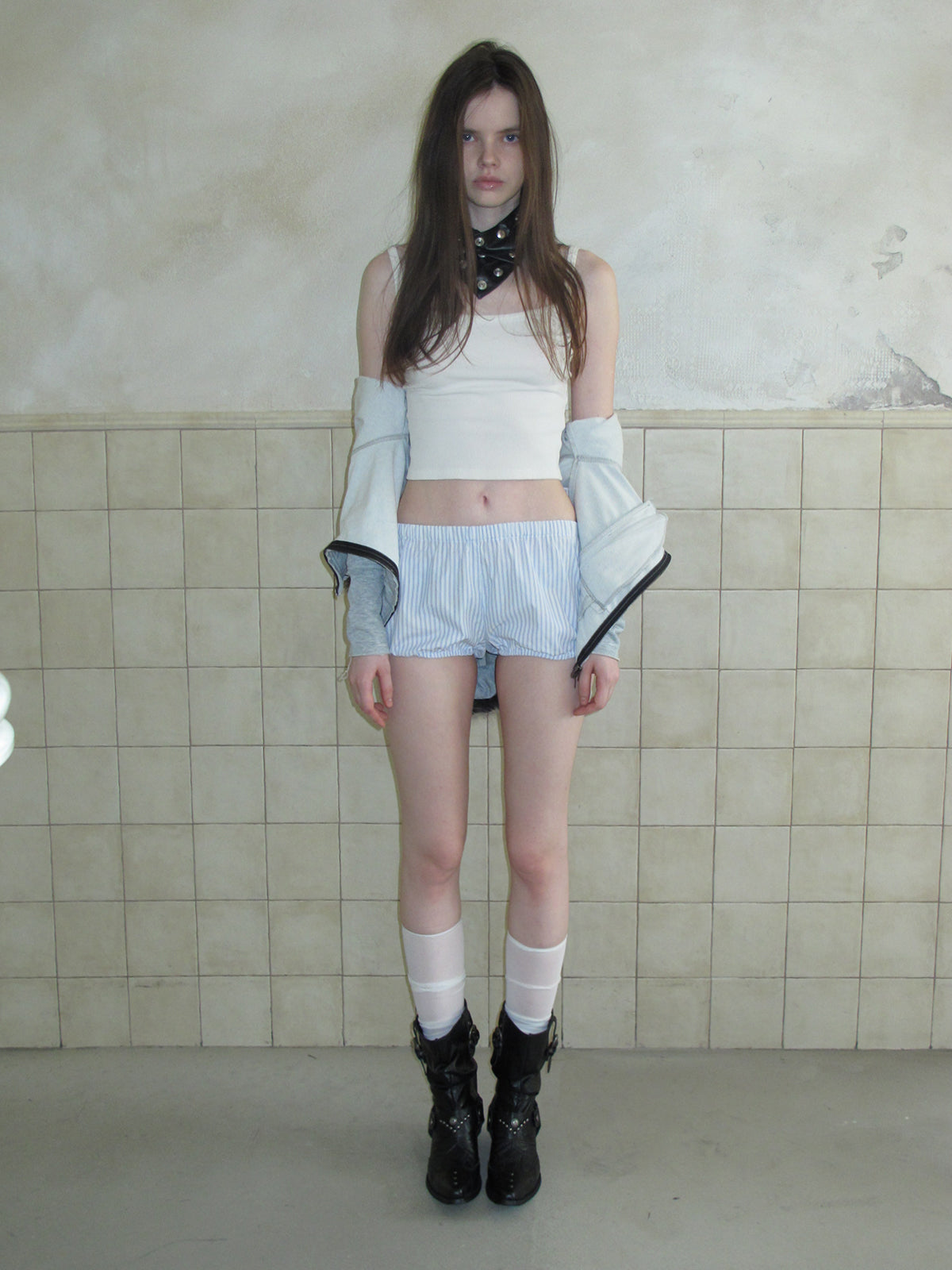 Dark Knight Western Moto Boots Styled with Grunge Outfit - MOOREYU ATELIER